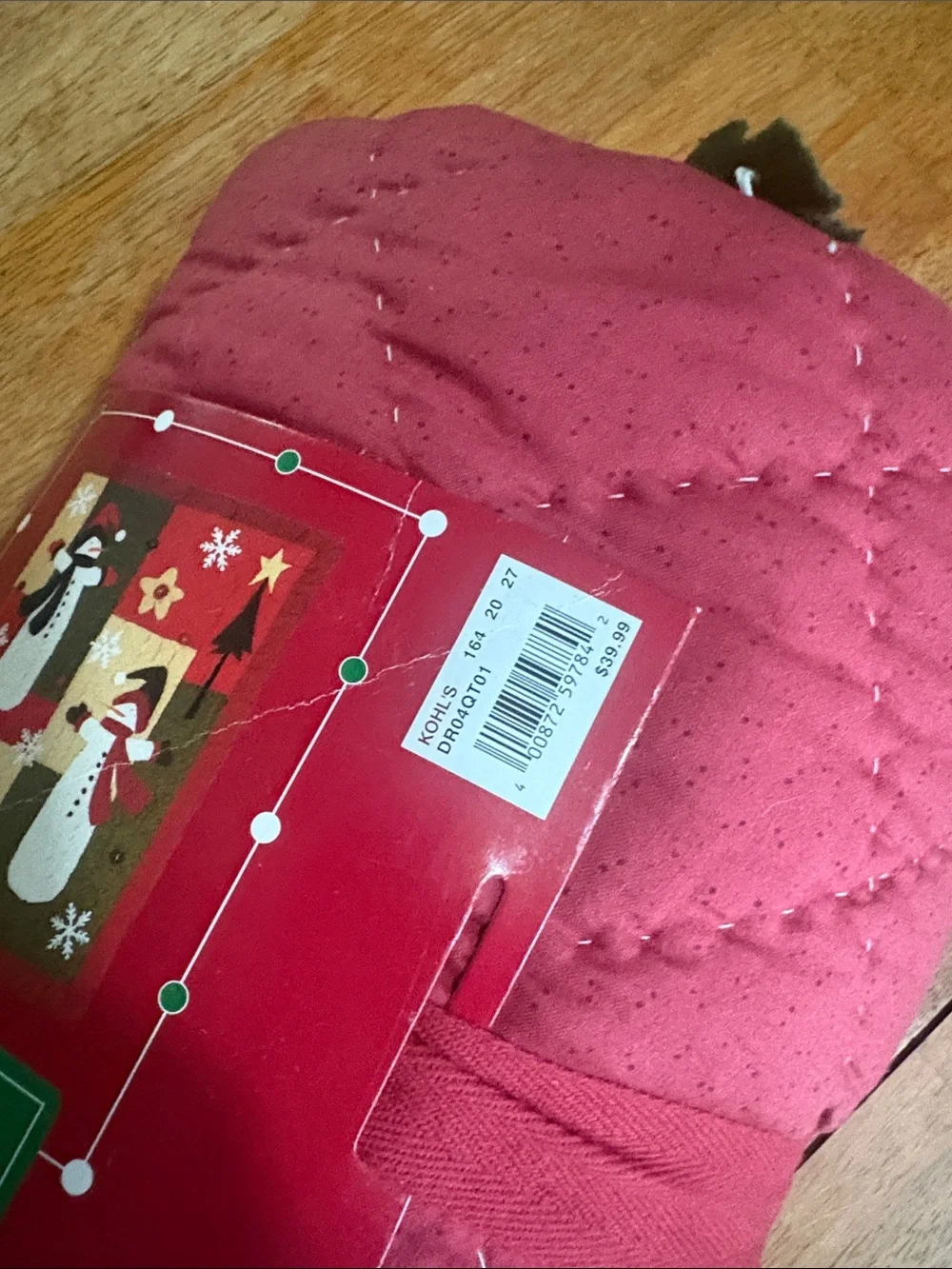 NWT CHRISTMAS QUILT